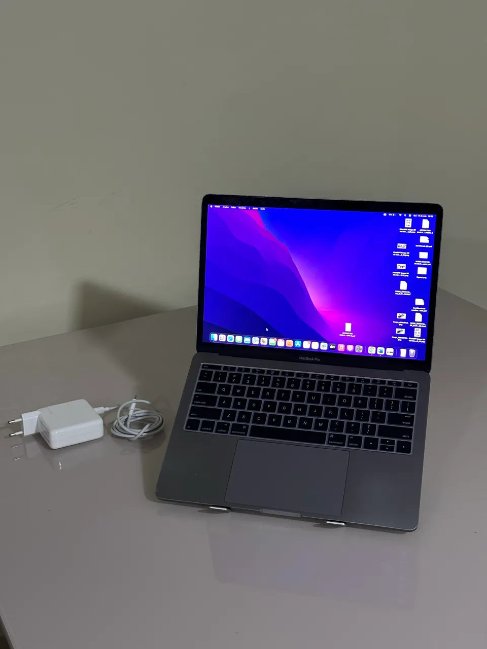 MacBook Pro 16,12019 Apple Intel Core i9 16 gb ramSSD 1 TB Radeon