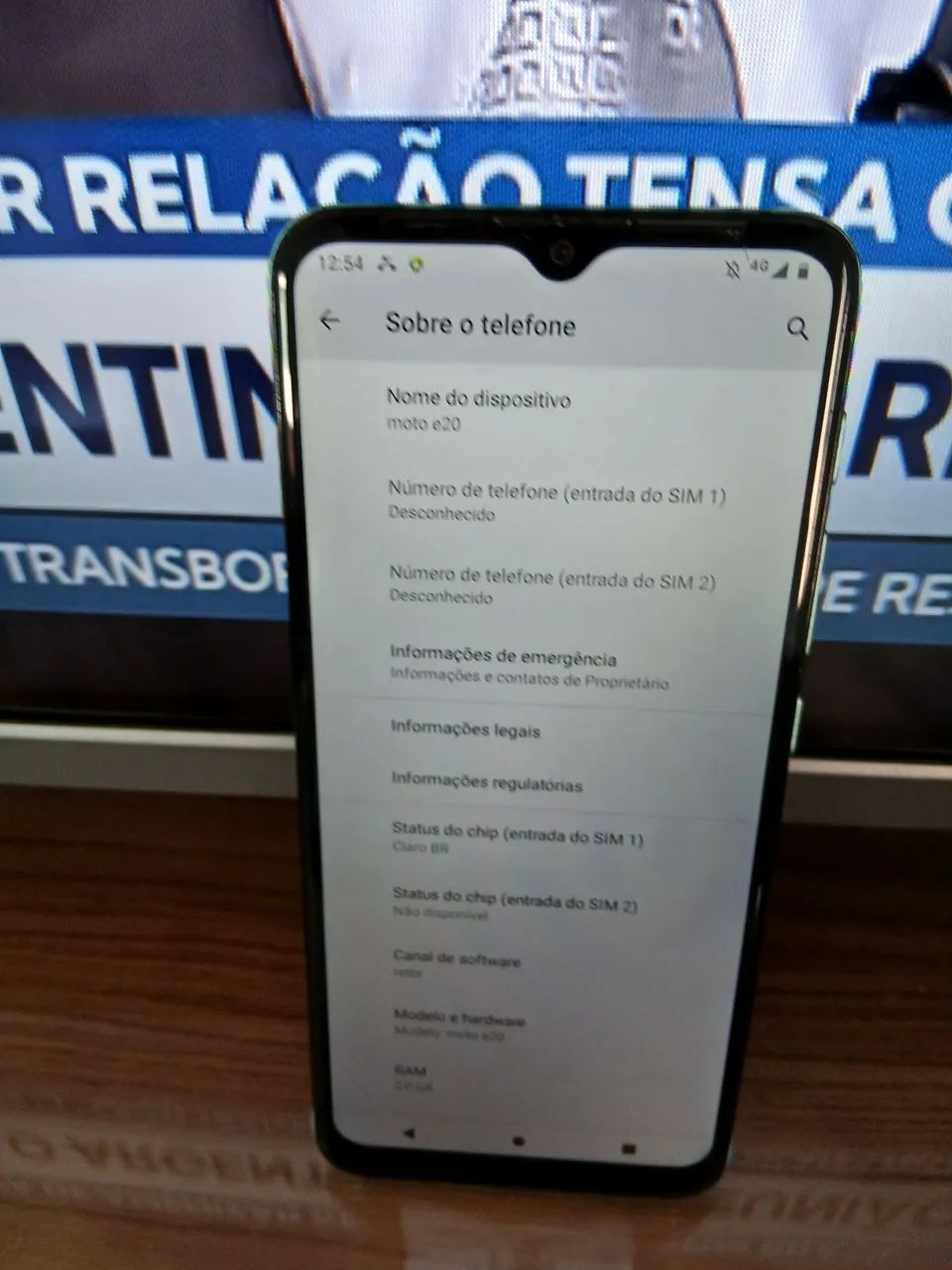 Celular Motorola e20