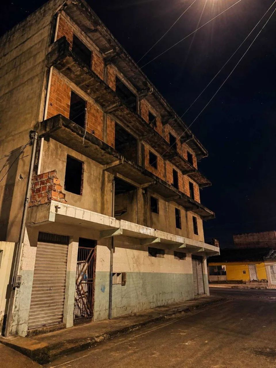 PRÉDIO COMERCIAL NO FERNANDO COLLOR [55985] - Foto 2