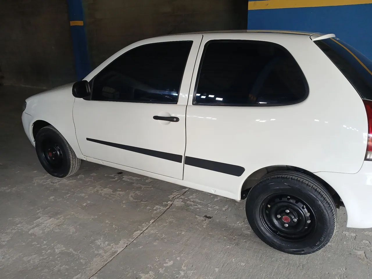 Fiat Palio Palio Celebration 1.0 Fire Flex 8V 2p 2015