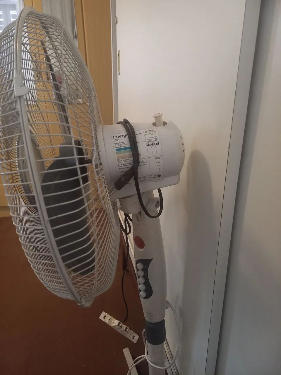 Ventilador de chão  127v  - Foto 3
