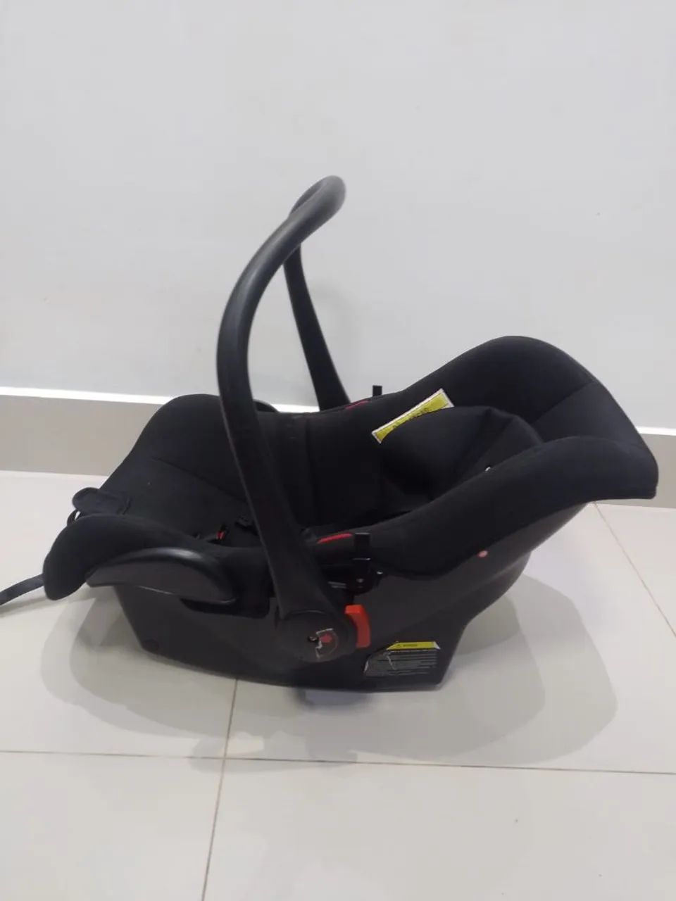Carrinho de bebê Moisés e bebê conforto  - Foto 4
