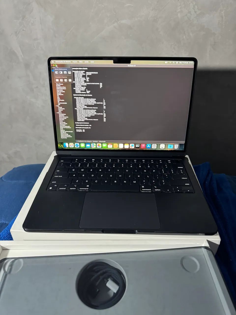 MacBook Air m2 16gb/256gb 13 apple care julho 27 - Notebooks