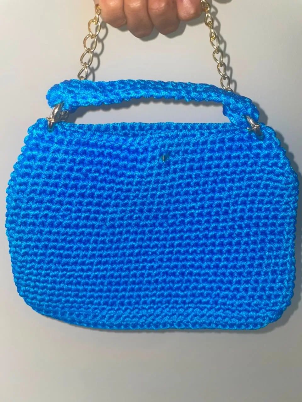 Bolsa de Crochê Sofisticada Azul Royal - Alça de Corrente Dourada e Crochê - Dupla Função - Foto 3