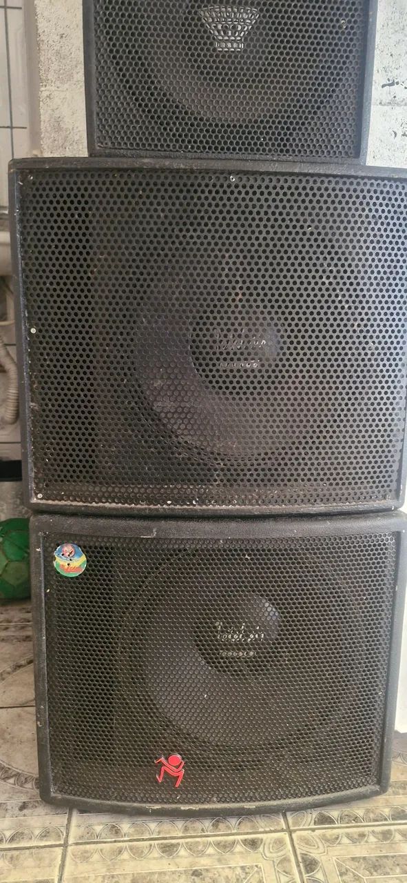 Caixa de som os dois grave tem 800 rms boca 15 polegadas marca magnos  - Foto 3