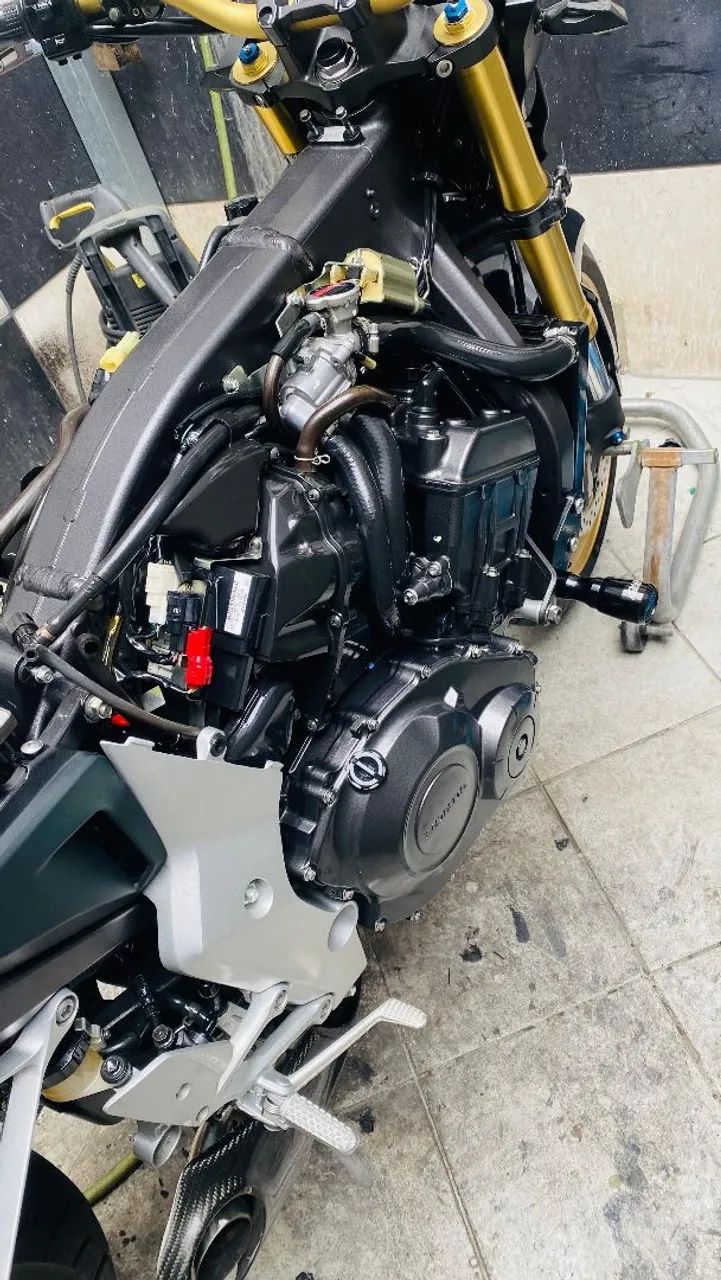 CB 1000 R - Foto 2