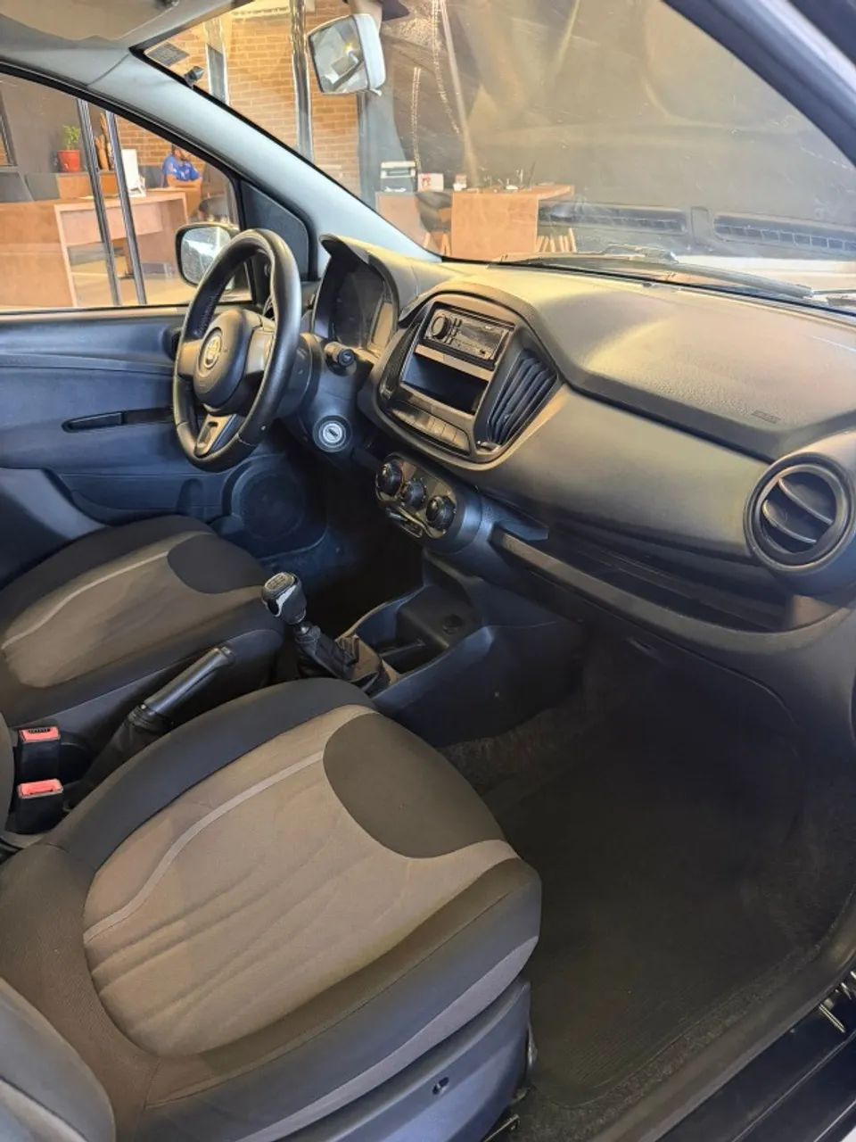 Fiat Uno WAY 1.0 Flex 6V 5P 2020 - Foto 2