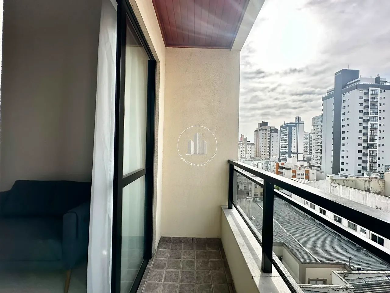 Apartamento 1 Quarto e vaga coberta- Kobrasol - Foto 5