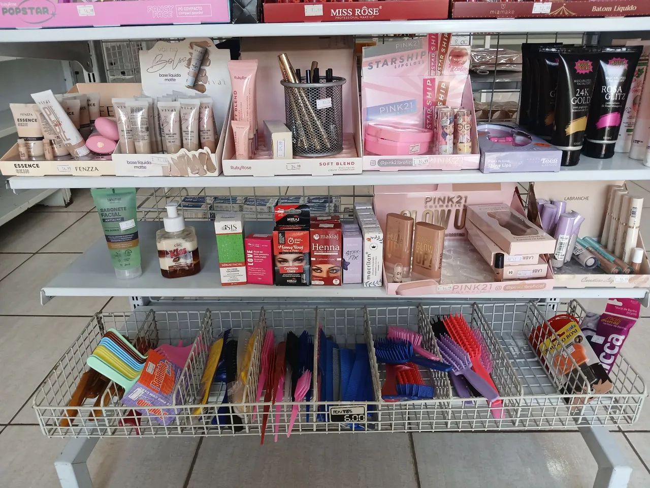 Queima de estoque loja de cosméticos  - Foto 2