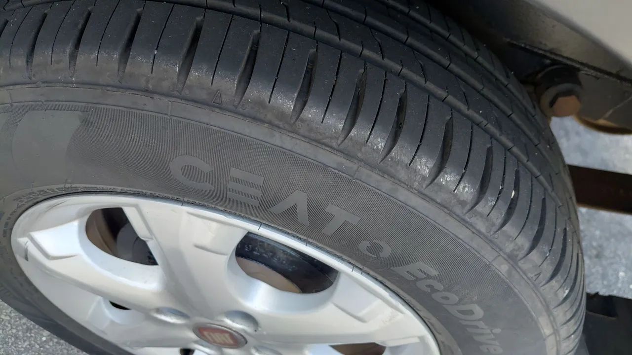 Fiat Strada Working Celeb.1.4 Fire Flex 8V CD 2015 - Foto 5