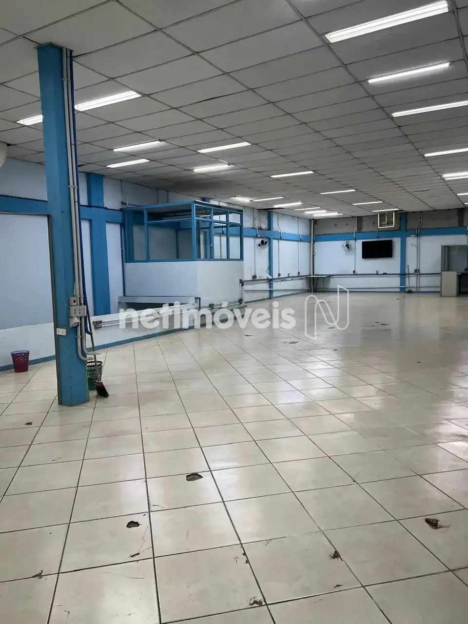 Excelente Galpao proximo ao centro.