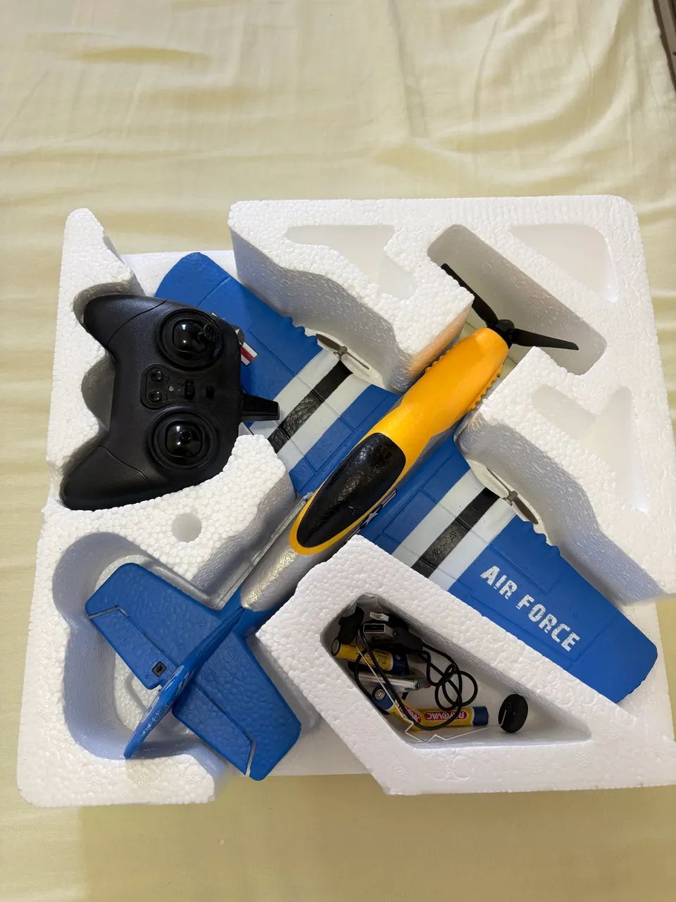 AVIÃO CONTROLE REMOTO - Foto 3