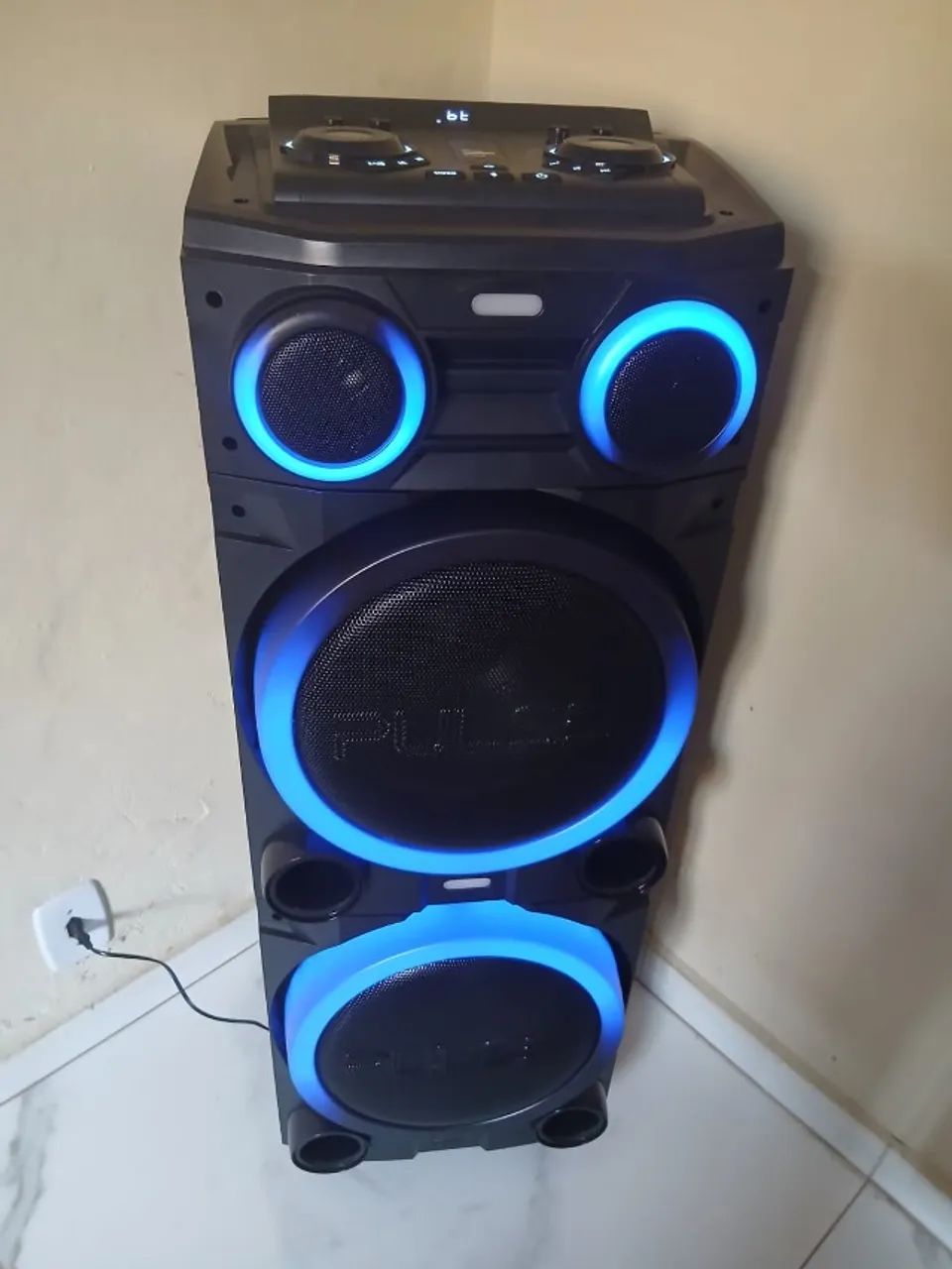 Torre de Som Pulse 2700 RMS