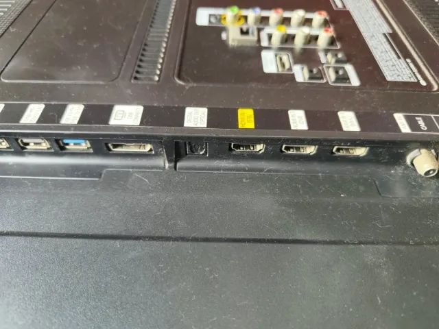 Smart Tv Samsung 40 Polegadas DEFEITO DE LED - Foto 4