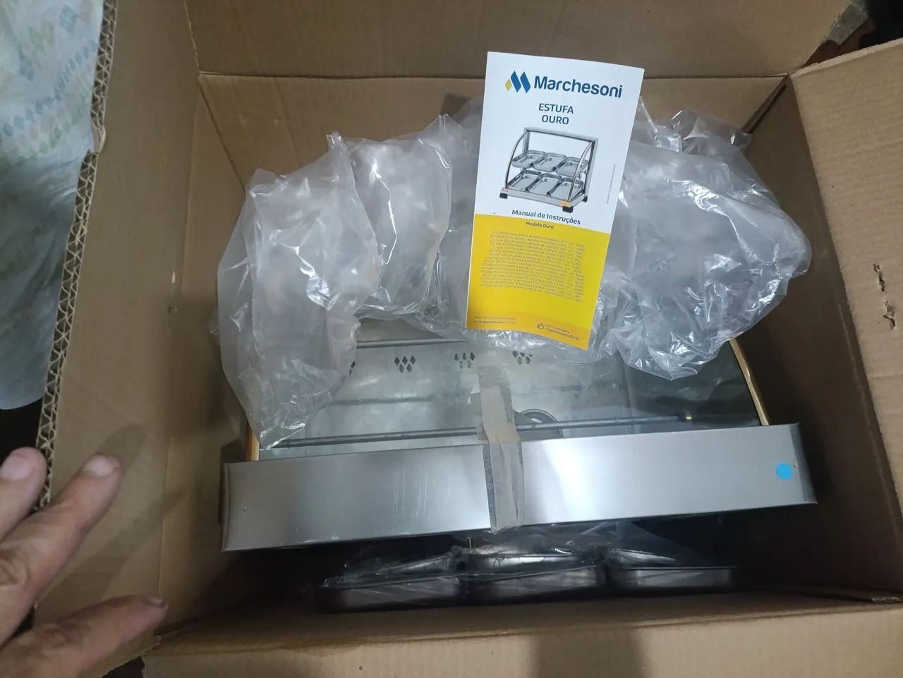 Estufa elétrica ouro 6 bandeijas - Foto 3