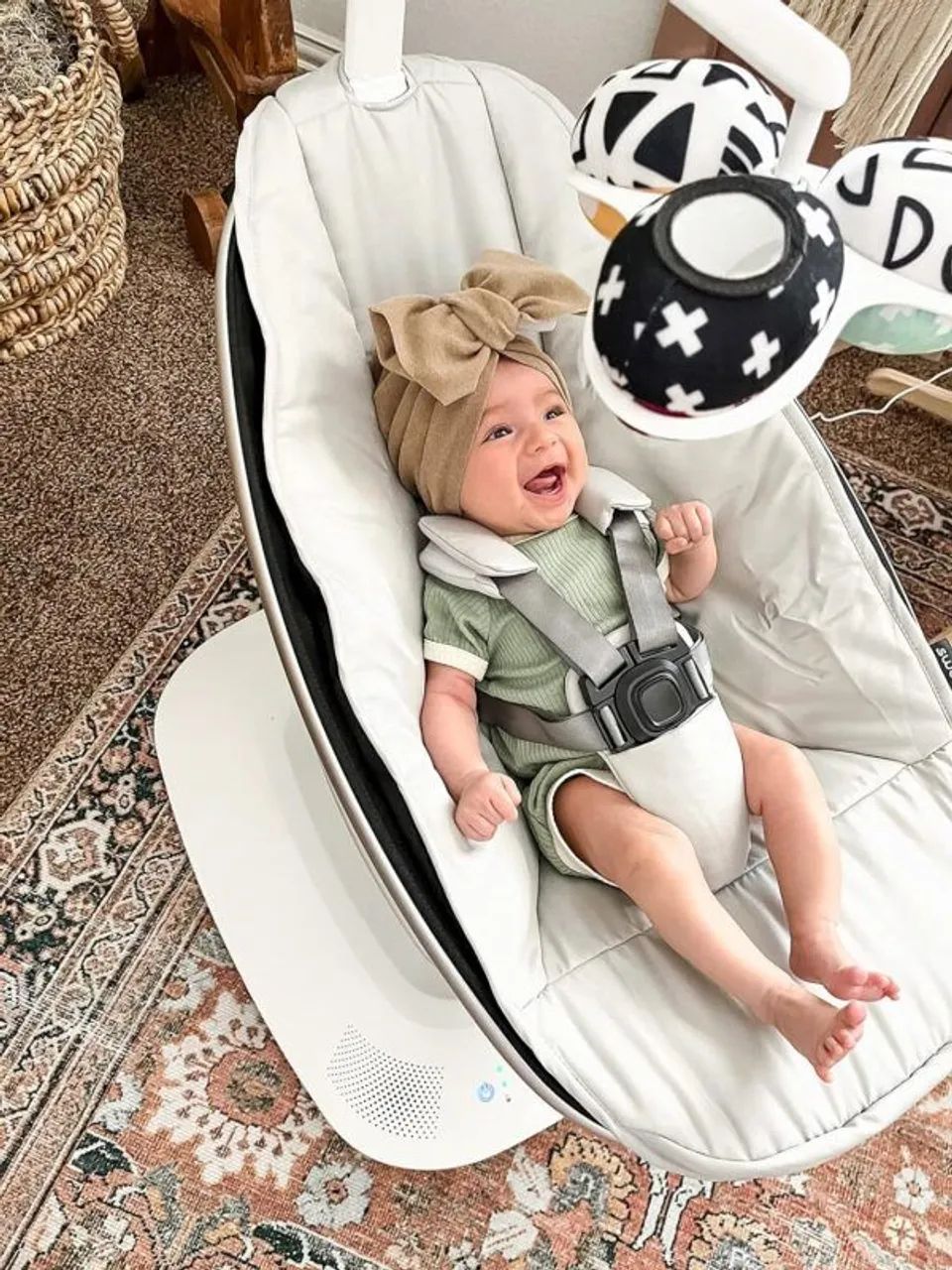 Vendo Cadeira De Balanço 4moms Mamaroo 4 Elétrica Com Bluetooth  - Foto 3