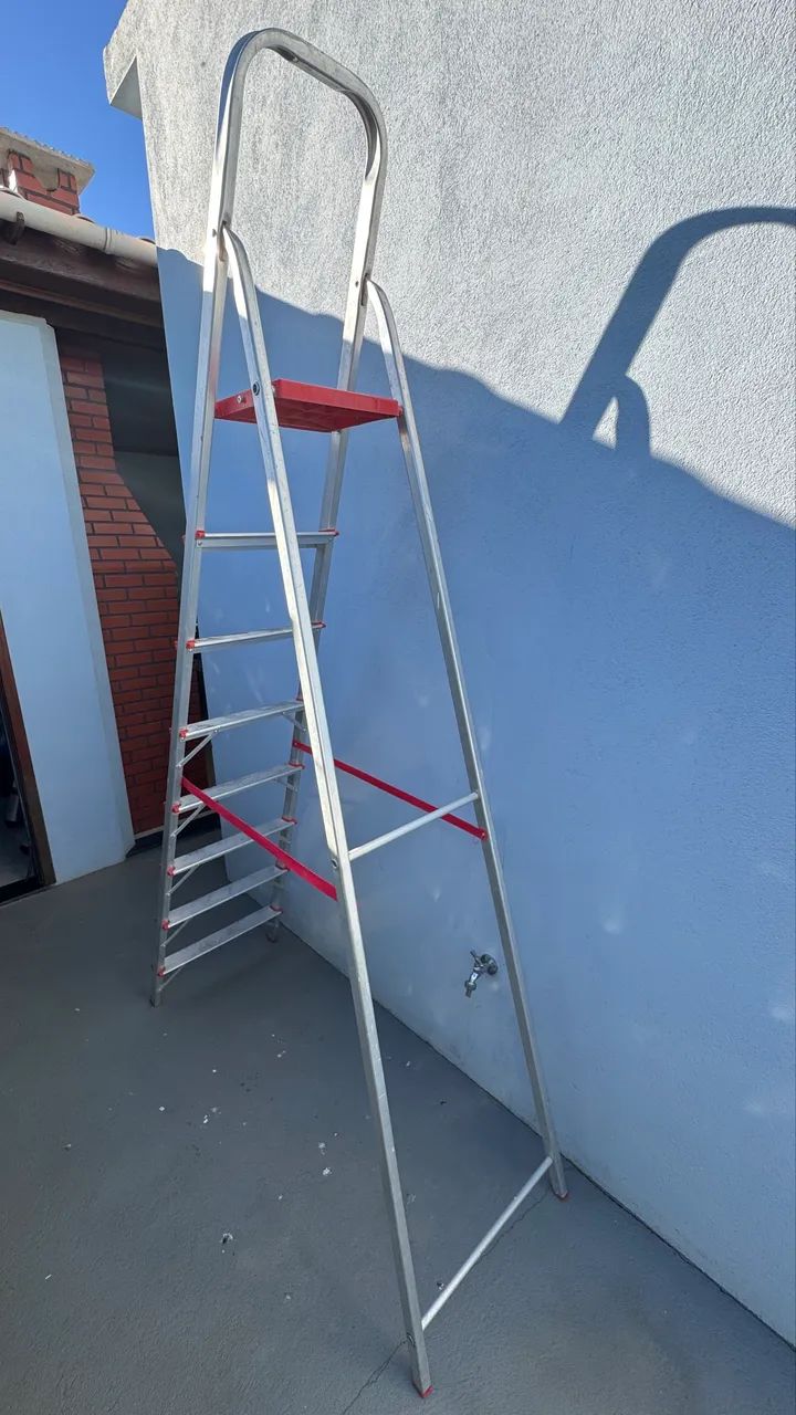 Escada de alumínio, em perfeito estado! - Foto 2