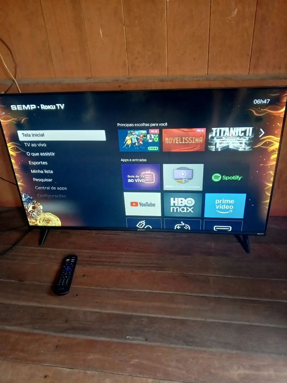 Vendo esse tv semp roku 43 polegadas nota fiscal controle 