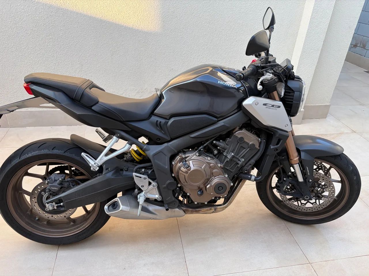 Cb 650R - Foto 4