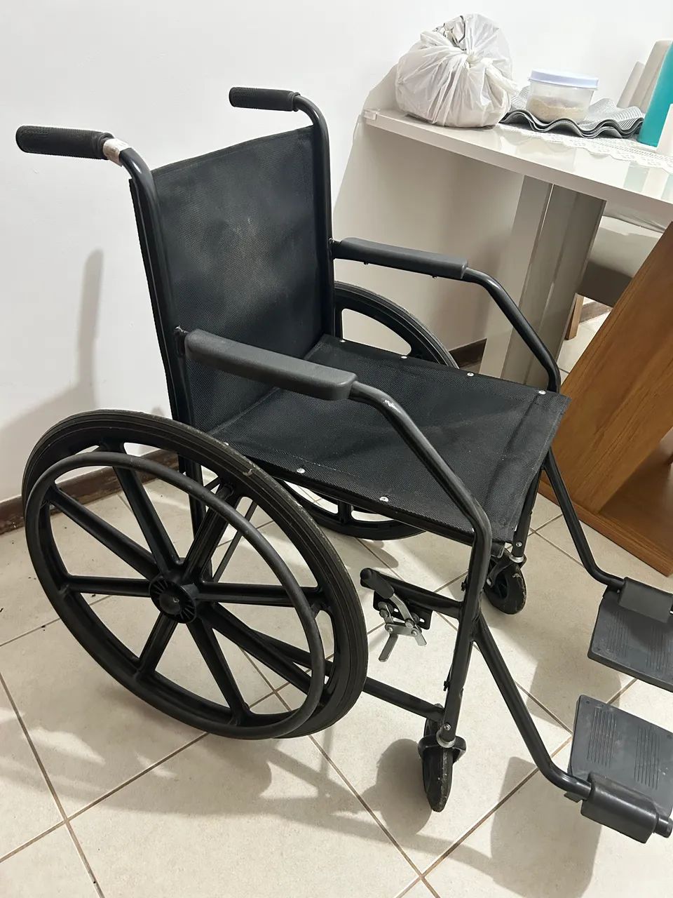 Cadeira de rodas - Foto 5