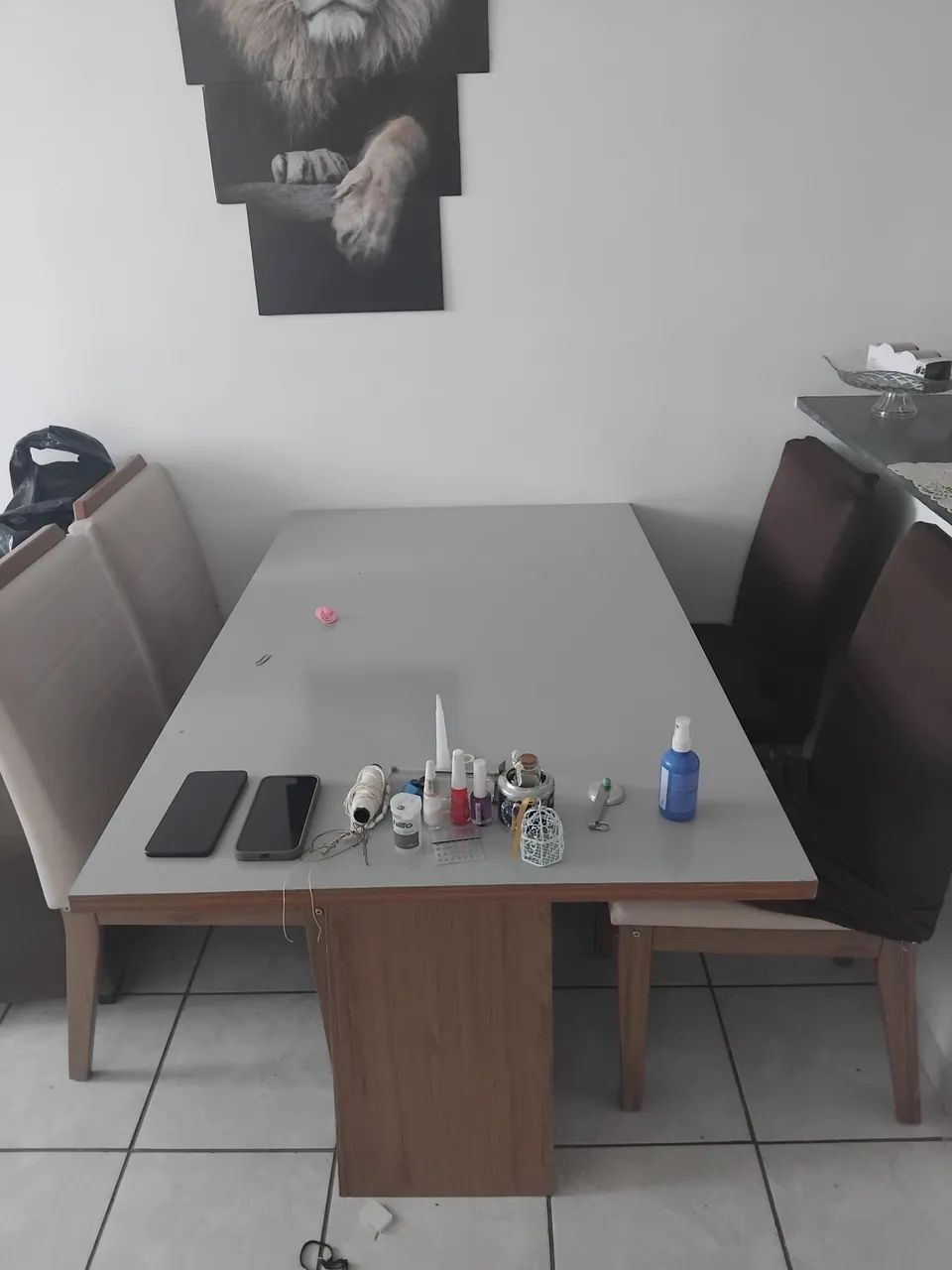 Mesa com 4 cadeiras