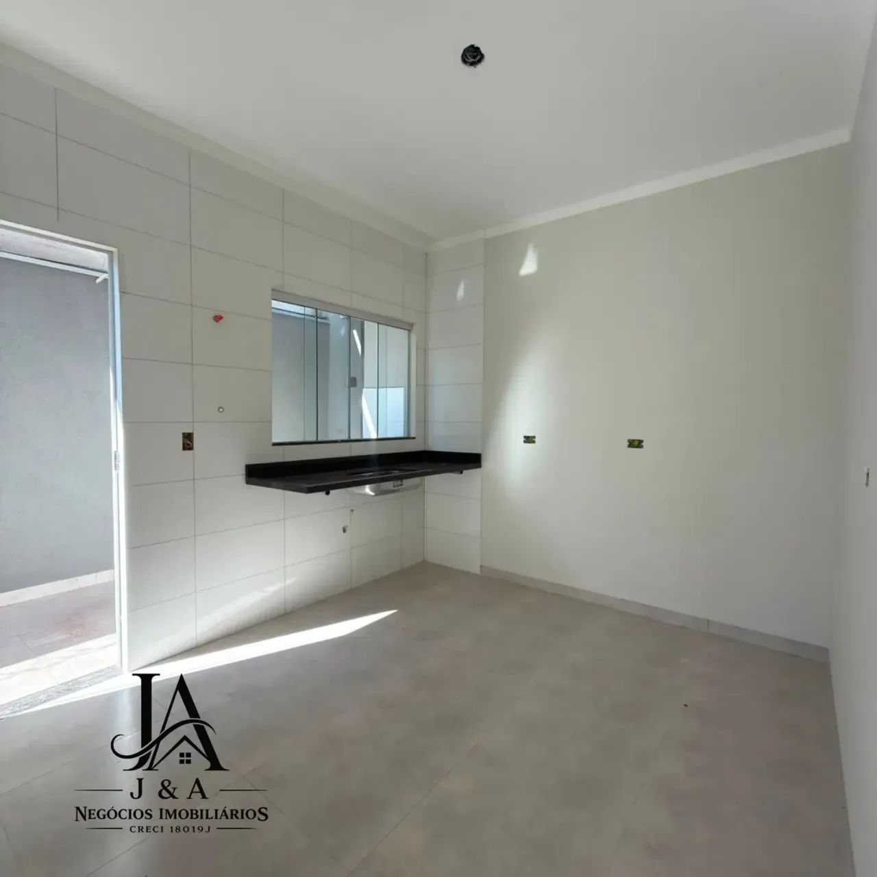 Casa á venda com 2 quartos no Guanandi - Foto 3