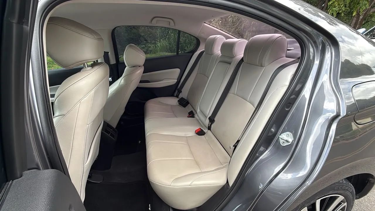City Sedan Touring 1.5 Aut. 22/23 - Foto 3