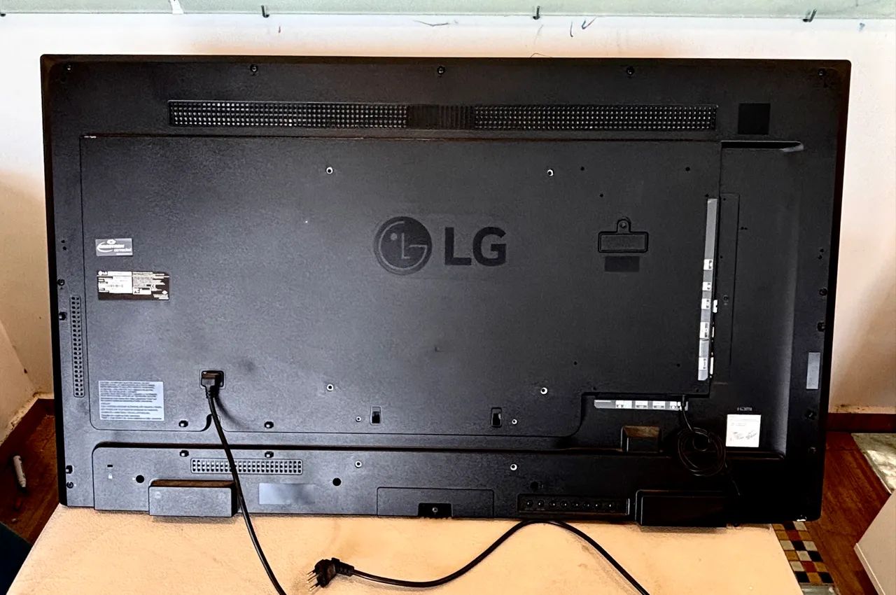 MONITOR LG FLATRON PROFISSIONAL 49? - Foto 4