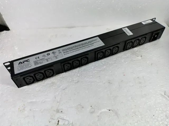 Rack Pdu Apc Ap9565 125/250v 16acom 12 Tomadas C13 (Usado) - Foto 5