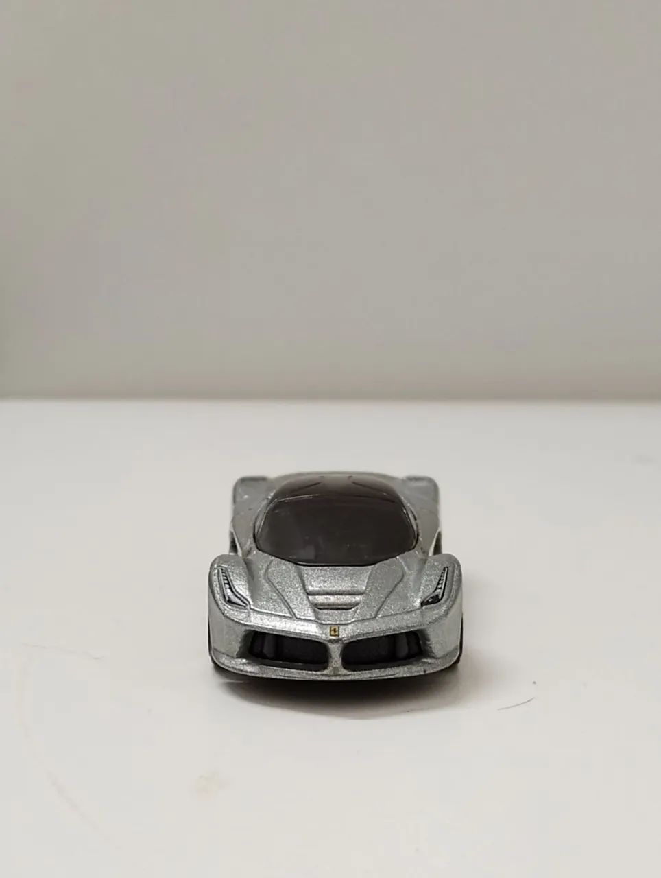 Hot Wheels - LaFerrari Silver 2013 Mattel