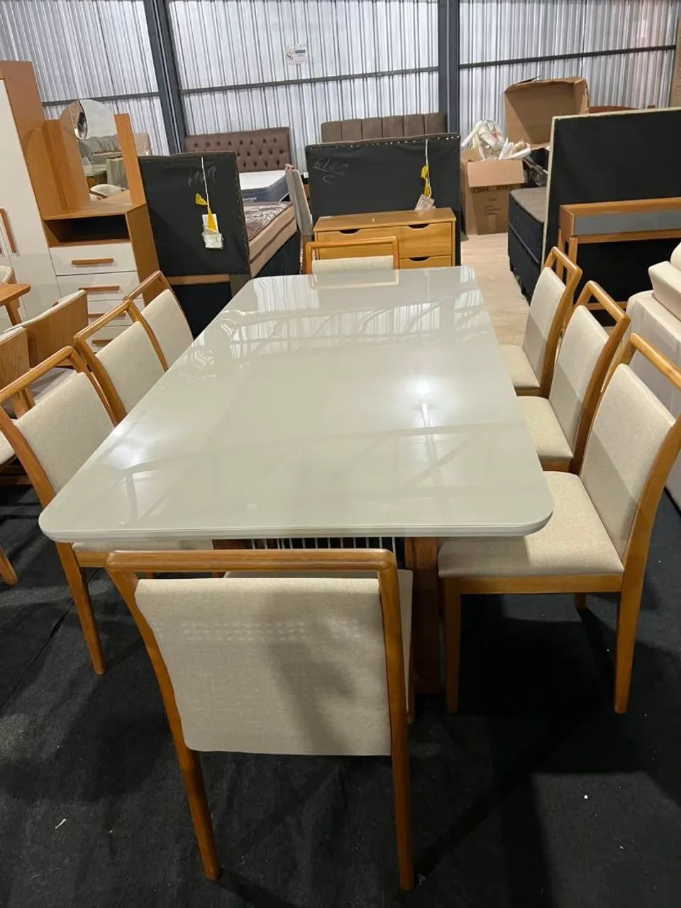 Mesa de Jantar com 08 cadeiras  - Foto 3