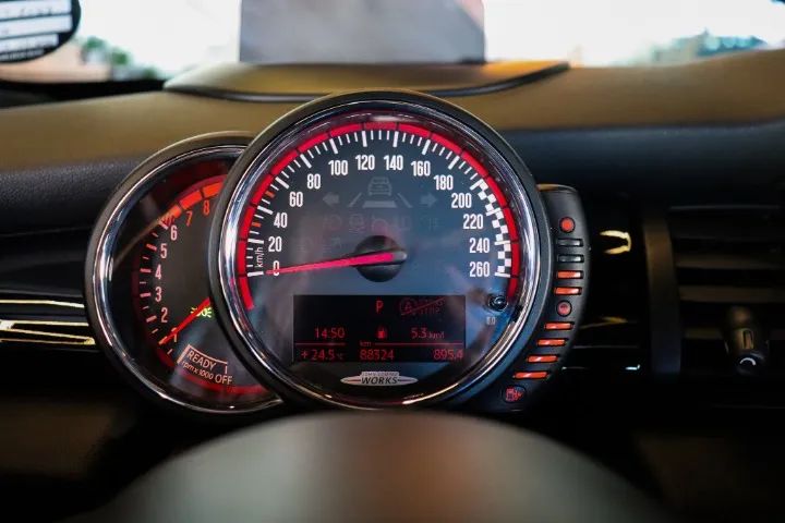 Mini Cooper John Works 2.0 Turbo 3P Aut. 2017 - Foto 2