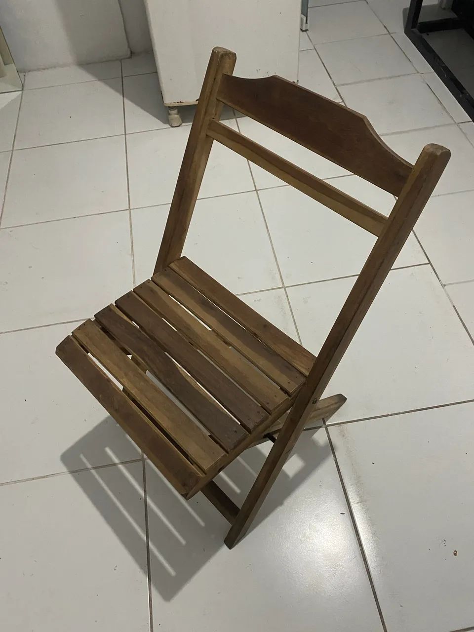 Mesa com quatro cadeiras 