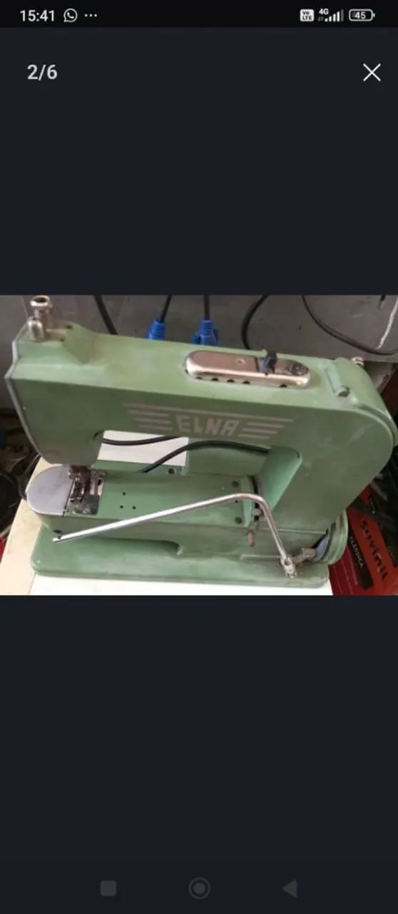 Máquina de costura antiga