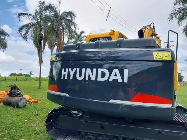 Escavadeira Hyundai 140 LC95 ano 2017 - Foto 4