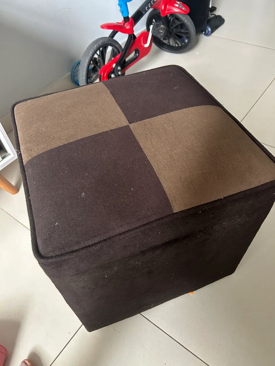 Puff muito conservado  - Foto 2