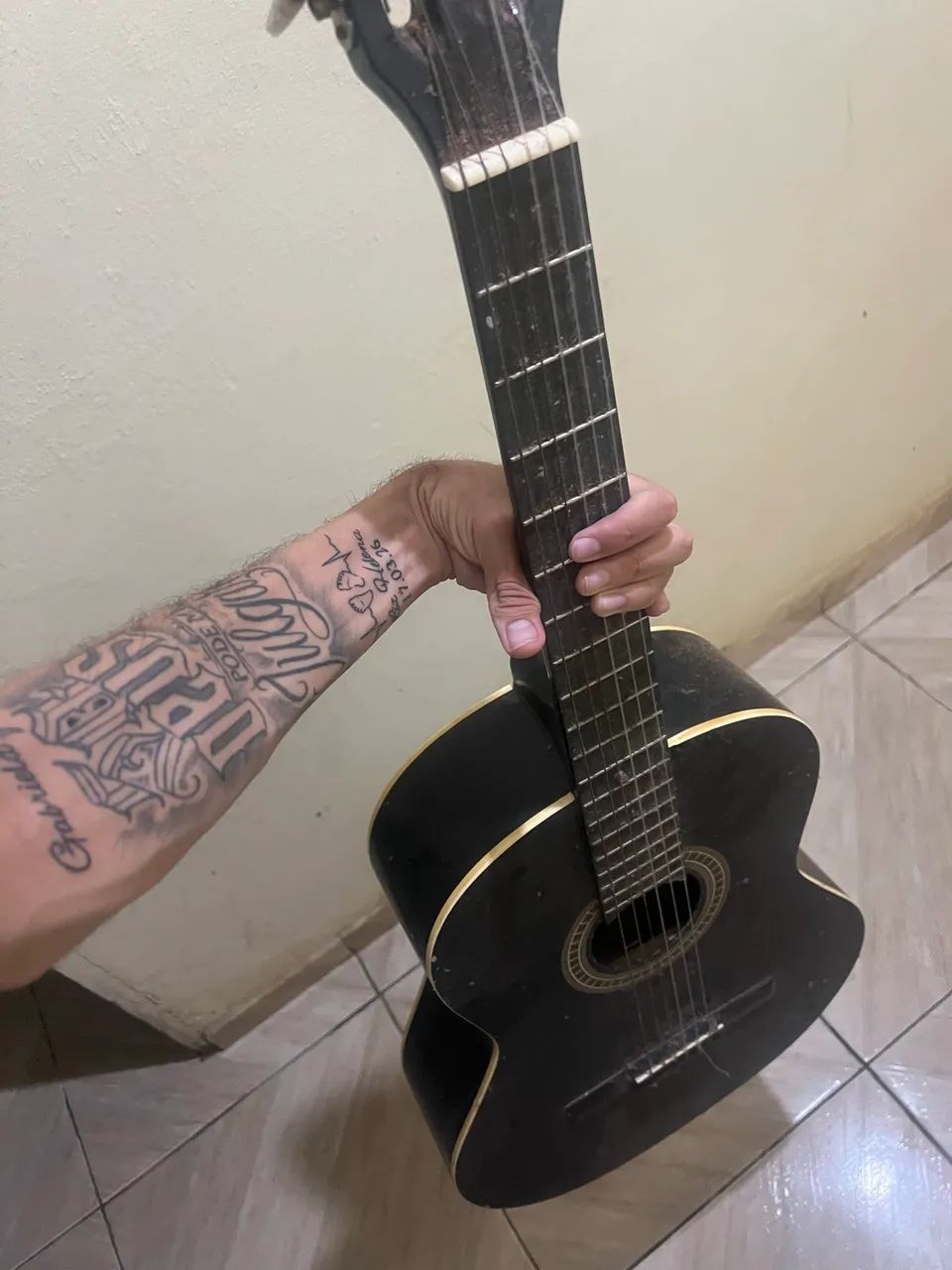 Violão novo