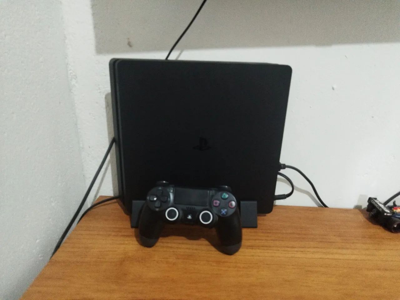 Ps4 slim 1tb