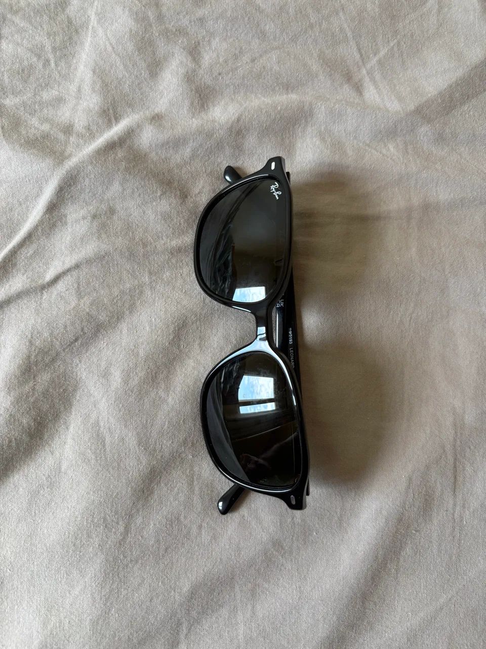 Vendo Óculos de Sol Ray Ban - Foto 3