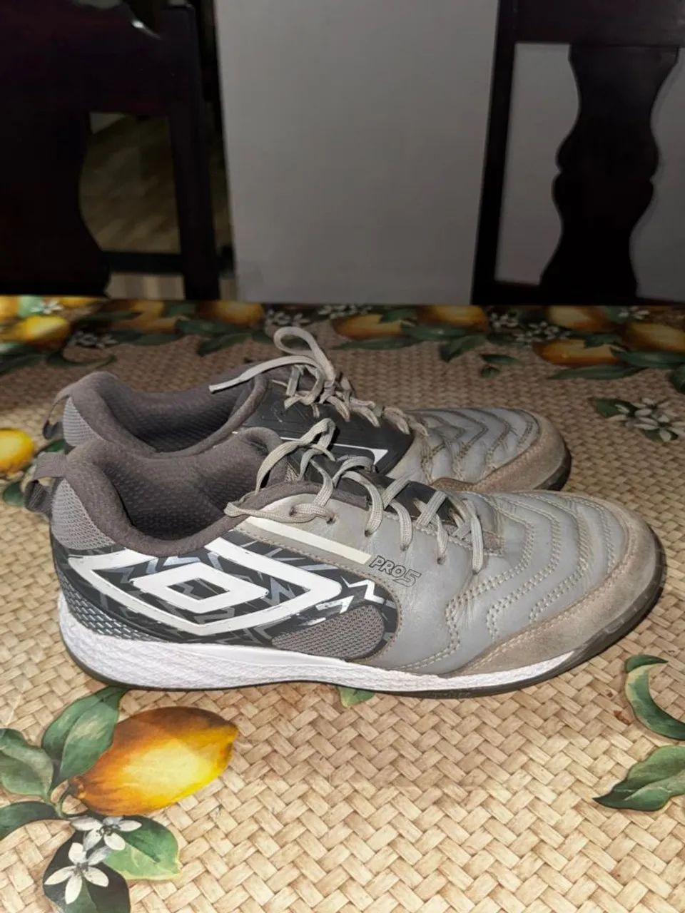 Chuteira Umbro Pro 5 Futsal  - Foto 2