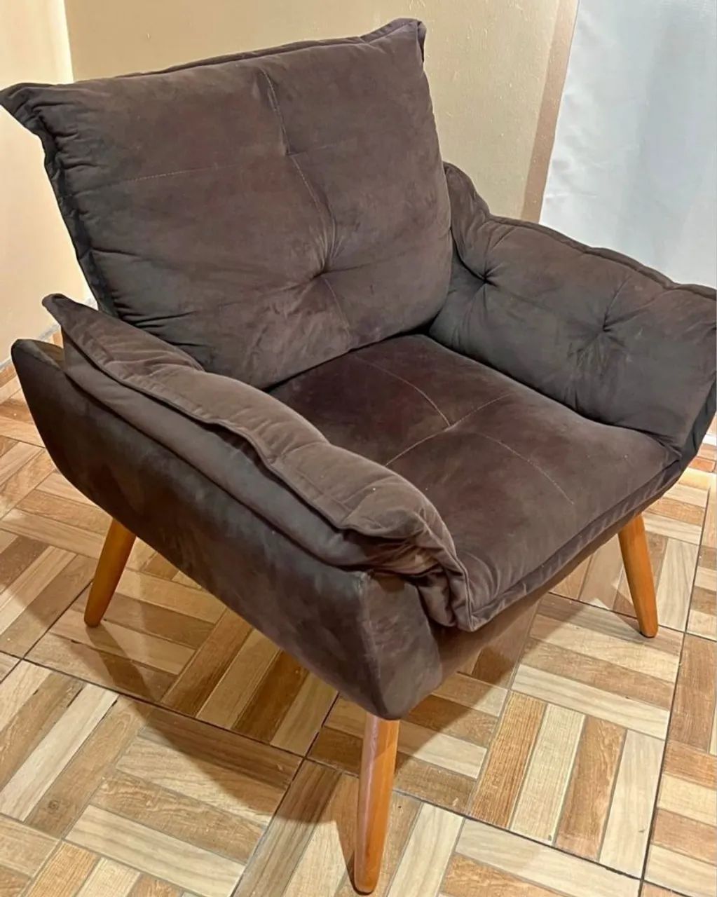 Poltrona novíssima grande e confortável 