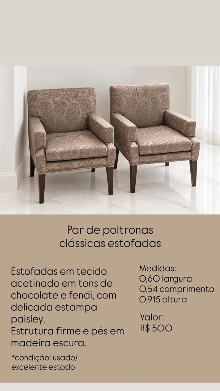 Par de poltronas clássicas estofadas