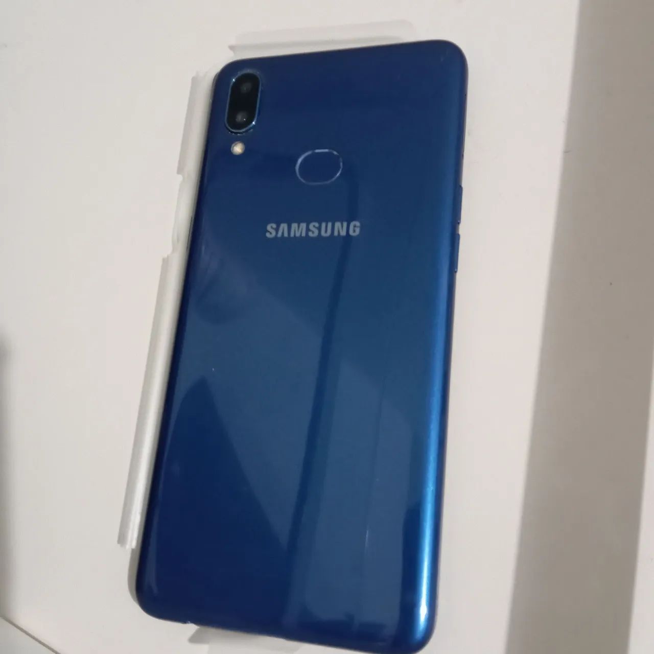 Celular Samsung Galaxy a10s 32g  - Foto 2