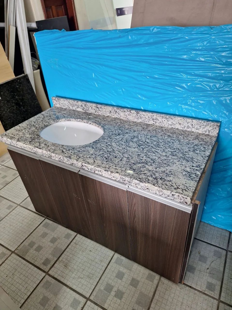 Pia com gabinete - Foto 3