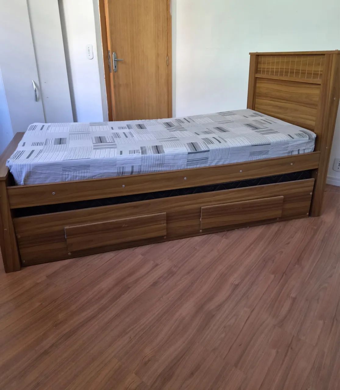 Cama solteira com cama auxiliar 2 gavetas - Foto 2