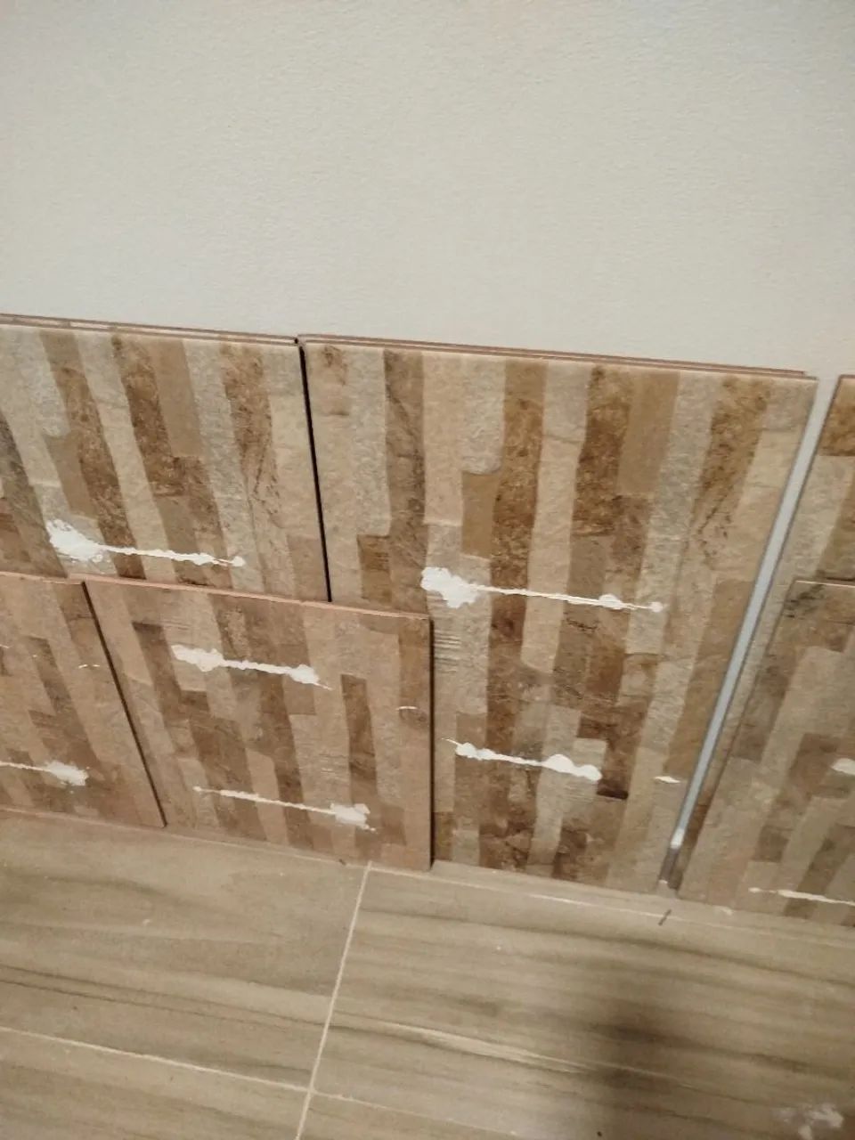 Piso445638873082112001
