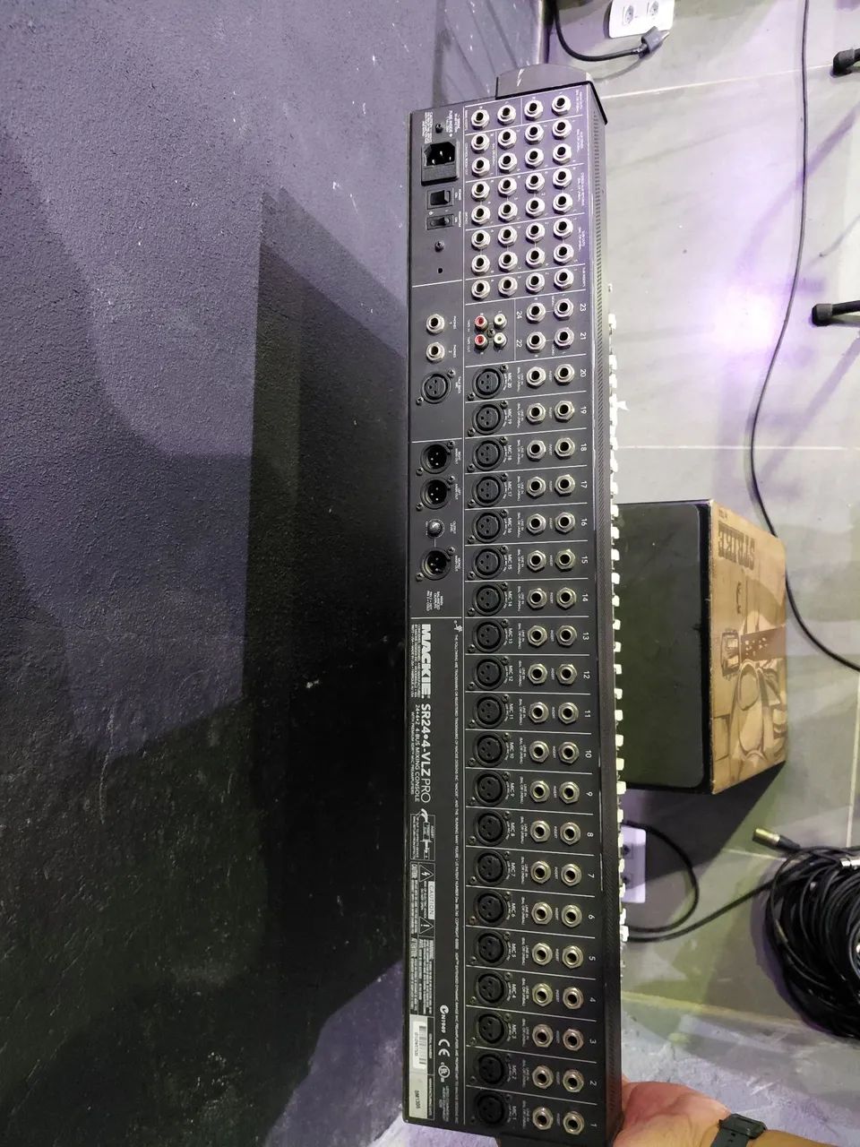 Mesa Makie 244 Pro  - Foto 2