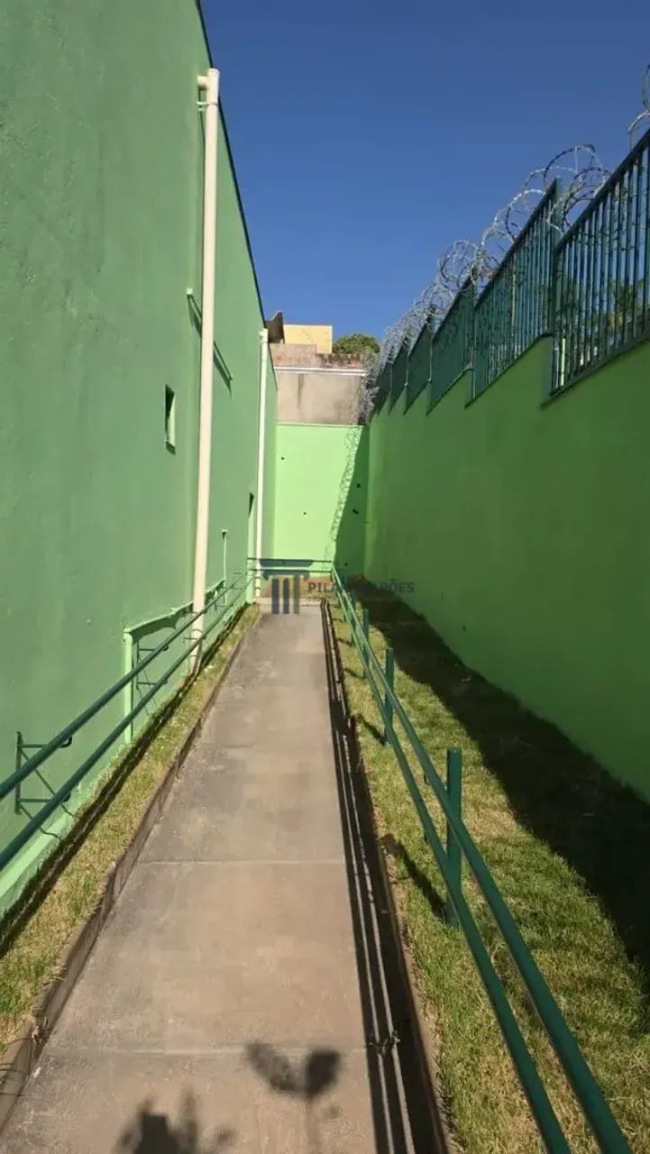Galpão com Doca no São Francisco para aluguel. Oportunidade! - Foto 4
