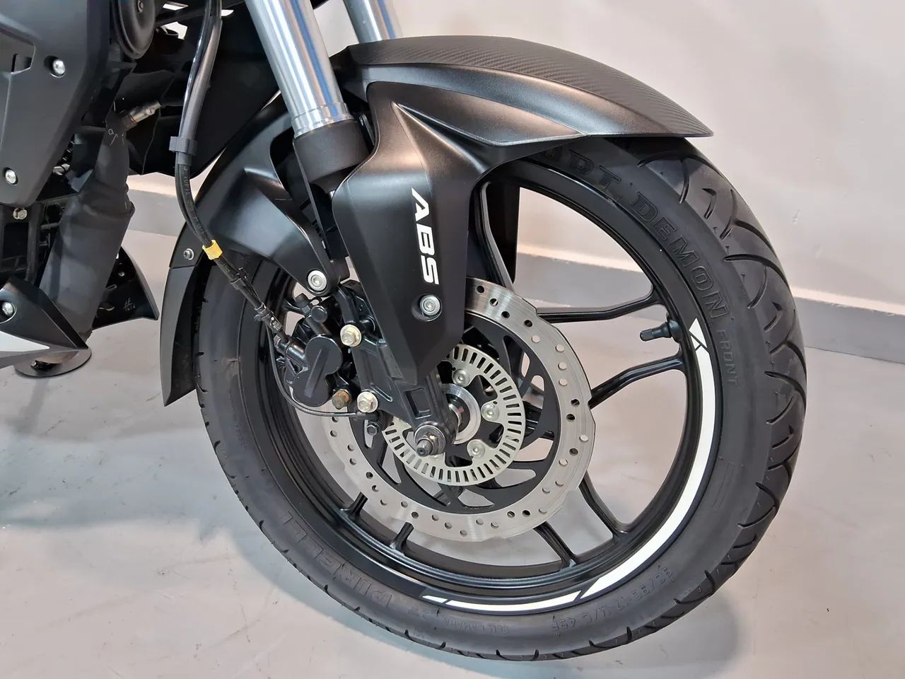 Bajaj DOMINAR 160 - Foto 2