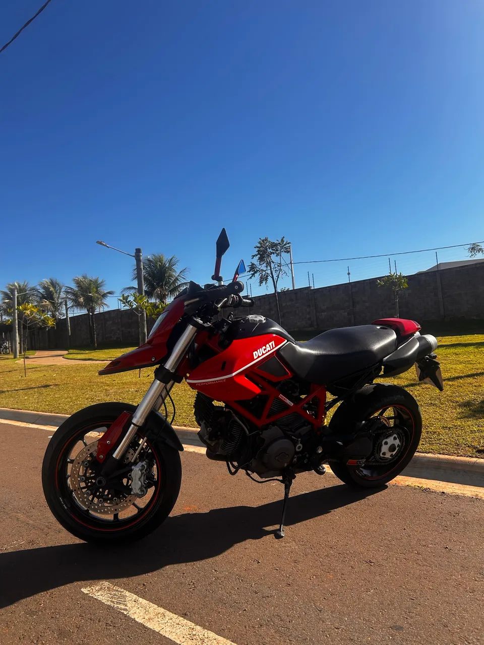 Ducati Hypermotard 800cc - Foto 4